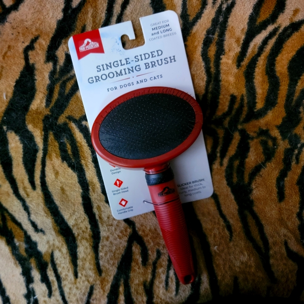 Dog Or Cat Slicker Grooming Brush.